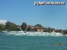 [P33] Italia - Venetia - acest vas abia a incaput in fotografie.  » foto by Diaura*
 - 
<span class="allrVoted glyphicon glyphicon-heart hidden" id="av376172"></span>
<a class="m-l-10 hidden" id="sv376172" onclick="voting_Foto_DelVot(,376172,1229)" role="button">șterge vot <span class="glyphicon glyphicon-remove"></span></a>
<a id="v9376172" class=" c-red"  onclick="voting_Foto_SetVot(376172)" role="button"><span class="glyphicon glyphicon-heart-empty"></span> <b>LIKE</b> = Votează poza</a> <img class="hidden"  id="f376172W9" src="/imagini/loader.gif" border="0" /><span class="AjErrMes hidden" id="e376172ErM"></span>