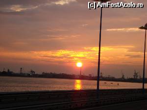 [P14] ramas bun, Venetia (in drum spre Bologna)  » foto by Alesana29
 - 
<span class="allrVoted glyphicon glyphicon-heart hidden" id="av511968"></span>
<a class="m-l-10 hidden" id="sv511968" onclick="voting_Foto_DelVot(,511968,1229)" role="button">șterge vot <span class="glyphicon glyphicon-remove"></span></a>
<a id="v9511968" class=" c-red"  onclick="voting_Foto_SetVot(511968)" role="button"><span class="glyphicon glyphicon-heart-empty"></span> <b>LIKE</b> = Votează poza</a> <img class="hidden"  id="f511968W9" src="/imagini/loader.gif" border="0" /><span class="AjErrMes hidden" id="e511968ErM"></span>