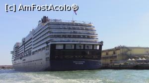 [P25] Nava de lux de croaziera la Tronchetto.  » foto by ovidiuyepi
 - 
<span class="allrVoted glyphicon glyphicon-heart hidden" id="av916435"></span>
<a class="m-l-10 hidden" id="sv916435" onclick="voting_Foto_DelVot(,916435,1229)" role="button">șterge vot <span class="glyphicon glyphicon-remove"></span></a>
<a id="v9916435" class=" c-red"  onclick="voting_Foto_SetVot(916435)" role="button"><span class="glyphicon glyphicon-heart-empty"></span> <b>LIKE</b> = Votează poza</a> <img class="hidden"  id="f916435W9" src="/imagini/loader.gif" border="0" /><span class="AjErrMes hidden" id="e916435ErM"></span>