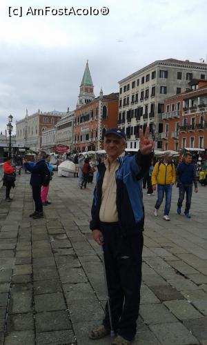 [P02] Am ajuns in sfirsit in inegalabila VENETIE-2015. VICTORIE!  » foto by DORICA
 - 
<span class="allrVoted glyphicon glyphicon-heart hidden" id="av715339"></span>
<a class="m-l-10 hidden" id="sv715339" onclick="voting_Foto_DelVot(,715339,1229)" role="button">șterge vot <span class="glyphicon glyphicon-remove"></span></a>
<a id="v9715339" class=" c-red"  onclick="voting_Foto_SetVot(715339)" role="button"><span class="glyphicon glyphicon-heart-empty"></span> <b>LIKE</b> = Votează poza</a> <img class="hidden"  id="f715339W9" src="/imagini/loader.gif" border="0" /><span class="AjErrMes hidden" id="e715339ErM"></span>