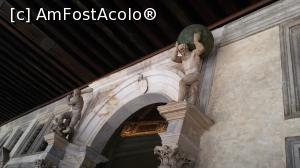 [P15] Detalii inainte de intarea pe scara aurita din Palatul Dogilor » foto by monaca
 - 
<span class="allrVoted glyphicon glyphicon-heart hidden" id="av780411"></span>
<a class="m-l-10 hidden" id="sv780411" onclick="voting_Foto_DelVot(,780411,1229)" role="button">șterge vot <span class="glyphicon glyphicon-remove"></span></a>
<a id="v9780411" class=" c-red"  onclick="voting_Foto_SetVot(780411)" role="button"><span class="glyphicon glyphicon-heart-empty"></span> <b>LIKE</b> = Votează poza</a> <img class="hidden"  id="f780411W9" src="/imagini/loader.gif" border="0" /><span class="AjErrMes hidden" id="e780411ErM"></span>