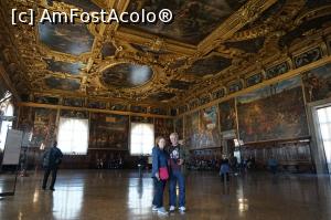 [P19] Sala Marelui Consiliu- Palatul Ducal » foto by GIN2015*
 - 
<span class="allrVoted glyphicon glyphicon-heart hidden" id="av846766"></span>
<a class="m-l-10 hidden" id="sv846766" onclick="voting_Foto_DelVot(,846766,1229)" role="button">șterge vot <span class="glyphicon glyphicon-remove"></span></a>
<a id="v9846766" class=" c-red"  onclick="voting_Foto_SetVot(846766)" role="button"><span class="glyphicon glyphicon-heart-empty"></span> <b>LIKE</b> = Votează poza</a> <img class="hidden"  id="f846766W9" src="/imagini/loader.gif" border="0" /><span class="AjErrMes hidden" id="e846766ErM"></span>