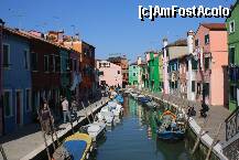[P17] Ajungem si la Burano, o mini-Venetie dar mult mai colorata » foto by dorgo
 - 
<span class="allrVoted glyphicon glyphicon-heart hidden" id="av191690"></span>
<a class="m-l-10 hidden" id="sv191690" onclick="voting_Foto_DelVot(,191690,1229)" role="button">șterge vot <span class="glyphicon glyphicon-remove"></span></a>
<a id="v9191690" class=" c-red"  onclick="voting_Foto_SetVot(191690)" role="button"><span class="glyphicon glyphicon-heart-empty"></span> <b>LIKE</b> = Votează poza</a> <img class="hidden"  id="f191690W9" src="/imagini/loader.gif" border="0" /><span class="AjErrMes hidden" id="e191690ErM"></span>