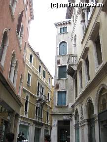 [P22] Venezia » foto by Liaa*
 - 
<span class="allrVoted glyphicon glyphicon-heart hidden" id="av218433"></span>
<a class="m-l-10 hidden" id="sv218433" onclick="voting_Foto_DelVot(,218433,1229)" role="button">șterge vot <span class="glyphicon glyphicon-remove"></span></a>
<a id="v9218433" class=" c-red"  onclick="voting_Foto_SetVot(218433)" role="button"><span class="glyphicon glyphicon-heart-empty"></span> <b>LIKE</b> = Votează poza</a> <img class="hidden"  id="f218433W9" src="/imagini/loader.gif" border="0" /><span class="AjErrMes hidden" id="e218433ErM"></span>