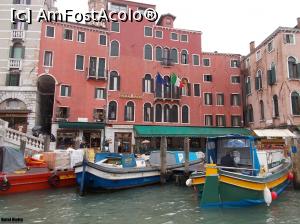[P01] Canal Grande, Veneția. Imediat după trecerea podului, Hotel Rialto » foto by mihaelavoicu
 - 
<span class="allrVoted glyphicon glyphicon-heart hidden" id="av1214265"></span>
<a class="m-l-10 hidden" id="sv1214265" onclick="voting_Foto_DelVot(,1214265,1229)" role="button">șterge vot <span class="glyphicon glyphicon-remove"></span></a>
<a id="v91214265" class=" c-red"  onclick="voting_Foto_SetVot(1214265)" role="button"><span class="glyphicon glyphicon-heart-empty"></span> <b>LIKE</b> = Votează poza</a> <img class="hidden"  id="f1214265W9" src="/imagini/loader.gif" border="0" /><span class="AjErrMes hidden" id="e1214265ErM"></span>