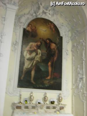 [P15] BAPTISTERIU-ALTAR CU PICTURA REPREZENTAND BOTEZUL » foto by ile57b
 - 
<span class="allrVoted glyphicon glyphicon-heart hidden" id="av453458"></span>
<a class="m-l-10 hidden" id="sv453458" onclick="voting_Foto_DelVot(,453458,1231)" role="button">șterge vot <span class="glyphicon glyphicon-remove"></span></a>
<a id="v9453458" class=" c-red"  onclick="voting_Foto_SetVot(453458)" role="button"><span class="glyphicon glyphicon-heart-empty"></span> <b>LIKE</b> = Votează poza</a> <img class="hidden"  id="f453458W9" src="/imagini/loader.gif" border="0" /><span class="AjErrMes hidden" id="e453458ErM"></span>