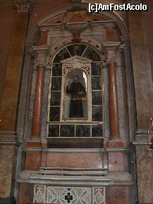 [P39] Biserica Sfanta Eufemia din Verona » foto by georgiana
 - 
<span class="allrVoted glyphicon glyphicon-heart hidden" id="av261121"></span>
<a class="m-l-10 hidden" id="sv261121" onclick="voting_Foto_DelVot(,261121,1233)" role="button">șterge vot <span class="glyphicon glyphicon-remove"></span></a>
<a id="v9261121" class=" c-red"  onclick="voting_Foto_SetVot(261121)" role="button"><span class="glyphicon glyphicon-heart-empty"></span> <b>LIKE</b> = Votează poza</a> <img class="hidden"  id="f261121W9" src="/imagini/loader.gif" border="0" /><span class="AjErrMes hidden" id="e261121ErM"></span>