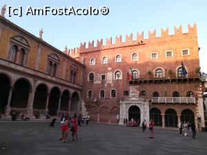 [P10] Piazza dei signori » foto by danutza_ang
 - 
<span class="allrVoted glyphicon glyphicon-heart hidden" id="av1118914"></span>
<a class="m-l-10 hidden" id="sv1118914" onclick="voting_Foto_DelVot(,1118914,1233)" role="button">șterge vot <span class="glyphicon glyphicon-remove"></span></a>
<a id="v91118914" class=" c-red"  onclick="voting_Foto_SetVot(1118914)" role="button"><span class="glyphicon glyphicon-heart-empty"></span> <b>LIKE</b> = Votează poza</a> <img class="hidden"  id="f1118914W9" src="/imagini/loader.gif" border="0" /><span class="AjErrMes hidden" id="e1118914ErM"></span>