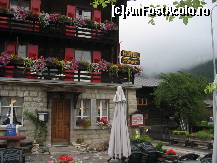 [P17] hotel in Lax (Elvetia) » foto by cristi.dobrin
 - 
<span class="allrVoted glyphicon glyphicon-heart hidden" id="av329800"></span>
<a class="m-l-10 hidden" id="sv329800" onclick="voting_Foto_DelVot(,329800,1236)" role="button">șterge vot <span class="glyphicon glyphicon-remove"></span></a>
<a id="v9329800" class=" c-red"  onclick="voting_Foto_SetVot(329800)" role="button"><span class="glyphicon glyphicon-heart-empty"></span> <b>LIKE</b> = Votează poza</a> <img class="hidden"  id="f329800W9" src="/imagini/loader.gif" border="0" /><span class="AjErrMes hidden" id="e329800ErM"></span>