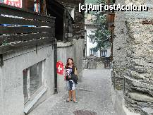 [P30] Urcand pe cararile pietruite, printre casele localnicilor, in inima statiunii Zermatt » foto by ileanaxperta*
 - 
<span class="allrVoted glyphicon glyphicon-heart hidden" id="av299848"></span>
<a class="m-l-10 hidden" id="sv299848" onclick="voting_Foto_DelVot(,299848,1236)" role="button">șterge vot <span class="glyphicon glyphicon-remove"></span></a>
<a id="v9299848" class=" c-red"  onclick="voting_Foto_SetVot(299848)" role="button"><span class="glyphicon glyphicon-heart-empty"></span> <b>LIKE</b> = Votează poza</a> <img class="hidden"  id="f299848W9" src="/imagini/loader.gif" border="0" /><span class="AjErrMes hidden" id="e299848ErM"></span>