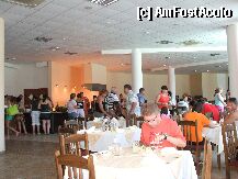 [P06] restaurantul » foto by ada477
 - 
<span class="allrVoted glyphicon glyphicon-heart hidden" id="av8780"></span>
<a class="m-l-10 hidden" id="sv8780" onclick="voting_Foto_DelVot(,8780,1259)" role="button">șterge vot <span class="glyphicon glyphicon-remove"></span></a>
<a id="v98780" class=" c-red"  onclick="voting_Foto_SetVot(8780)" role="button"><span class="glyphicon glyphicon-heart-empty"></span> <b>LIKE</b> = Votează poza</a> <img class="hidden"  id="f8780W9" src="/imagini/loader.gif" border="0" /><span class="AjErrMes hidden" id="e8780ErM"></span>