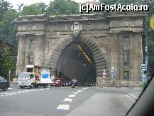 [P02] Ca sa urci cu masina la cetate trebuie sa treci prin tunel » foto by luciaoradea
 - 
<span class="allrVoted glyphicon glyphicon-heart hidden" id="av166895"></span>
<a class="m-l-10 hidden" id="sv166895" onclick="voting_Foto_DelVot(,166895,1275)" role="button">șterge vot <span class="glyphicon glyphicon-remove"></span></a>
<a id="v9166895" class=" c-red"  onclick="voting_Foto_SetVot(166895)" role="button"><span class="glyphicon glyphicon-heart-empty"></span> <b>LIKE</b> = Votează poza</a> <img class="hidden"  id="f166895W9" src="/imagini/loader.gif" border="0" /><span class="AjErrMes hidden" id="e166895ErM"></span>