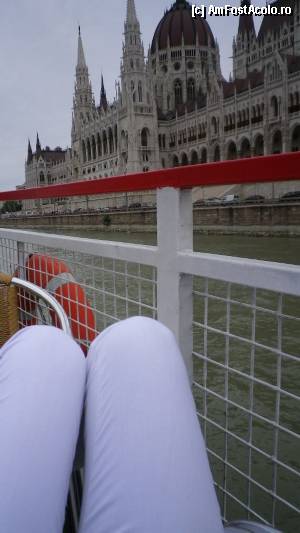 [P10] Palrlamentul din Budapesta, fotografiat din vaporas » foto by roxana.tomina
 - 
<span class="allrVoted glyphicon glyphicon-heart hidden" id="av356470"></span>
<a class="m-l-10 hidden" id="sv356470" onclick="voting_Foto_DelVot(,356470,1275)" role="button">șterge vot <span class="glyphicon glyphicon-remove"></span></a>
<a id="v9356470" class=" c-red"  onclick="voting_Foto_SetVot(356470)" role="button"><span class="glyphicon glyphicon-heart-empty"></span> <b>LIKE</b> = Votează poza</a> <img class="hidden"  id="f356470W9" src="/imagini/loader.gif" border="0" /><span class="AjErrMes hidden" id="e356470ErM"></span>