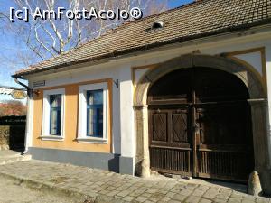 [P04] Case vechi, a căror arhitectură îmi amintește de casele din satele noastre săsești » foto by crismis
 - 
<span class="allrVoted glyphicon glyphicon-heart hidden" id="av1043875"></span>
<a class="m-l-10 hidden" id="sv1043875" onclick="voting_Foto_DelVot(,1043875,1275)" role="button">șterge vot <span class="glyphicon glyphicon-remove"></span></a>
<a id="v91043875" class=" c-red"  onclick="voting_Foto_SetVot(1043875)" role="button"><span class="glyphicon glyphicon-heart-empty"></span> <b>LIKE</b> = Votează poza</a> <img class="hidden"  id="f1043875W9" src="/imagini/loader.gif" border="0" /><span class="AjErrMes hidden" id="e1043875ErM"></span>