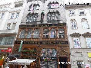 [P04] Restaurant pe Vaci Utca » foto by ungureanica
 - 
<span class="allrVoted glyphicon glyphicon-heart hidden" id="av624891"></span>
<a class="m-l-10 hidden" id="sv624891" onclick="voting_Foto_DelVot(,624891,1275)" role="button">șterge vot <span class="glyphicon glyphicon-remove"></span></a>
<a id="v9624891" class=" c-red"  onclick="voting_Foto_SetVot(624891)" role="button"><span class="glyphicon glyphicon-heart-empty"></span> <b>LIKE</b> = Votează poza</a> <img class="hidden"  id="f624891W9" src="/imagini/loader.gif" border="0" /><span class="AjErrMes hidden" id="e624891ErM"></span>