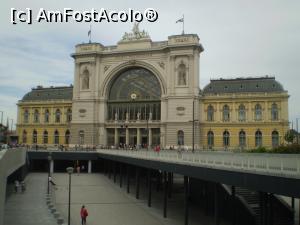 [P01] Așa arată gara principală din Budapesta. La cota zero este intrarea direct pe peron iar la cota -1 (jos) spre casele de bilete.  » foto by Mihai18
 - 
<span class="allrVoted glyphicon glyphicon-heart hidden" id="av753888"></span>
<a class="m-l-10 hidden" id="sv753888" onclick="voting_Foto_DelVot(,753888,1275)" role="button">șterge vot <span class="glyphicon glyphicon-remove"></span></a>
<a id="v9753888" class=" c-red"  onclick="voting_Foto_SetVot(753888)" role="button"><span class="glyphicon glyphicon-heart-empty"></span> <b>LIKE</b> = Votează poza</a> <img class="hidden"  id="f753888W9" src="/imagini/loader.gif" border="0" /><span class="AjErrMes hidden" id="e753888ErM"></span>