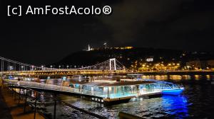 [P20] Debarcaderul ,,Legenda City Cruises” si vaporul Danube Legend. » foto by geani anto
 - 
<span class="allrVoted glyphicon glyphicon-heart hidden" id="av1325935"></span>
<a class="m-l-10 hidden" id="sv1325935" onclick="voting_Foto_DelVot(,1325935,1275)" role="button">șterge vot <span class="glyphicon glyphicon-remove"></span></a>
<a id="v91325935" class=" c-red"  onclick="voting_Foto_SetVot(1325935)" role="button"><span class="glyphicon glyphicon-heart-empty"></span> <b>LIKE</b> = Votează poza</a> <img class="hidden"  id="f1325935W9" src="/imagini/loader.gif" border="0" /><span class="AjErrMes hidden" id="e1325935ErM"></span>