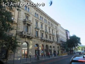 [P09] Clădiri istorice pe bulevardul Andrassy - Budapesta.  » foto by tata123 🔱
 - 
<span class="allrVoted glyphicon glyphicon-heart hidden" id="av799500"></span>
<a class="m-l-10 hidden" id="sv799500" onclick="voting_Foto_DelVot(,799500,1275)" role="button">șterge vot <span class="glyphicon glyphicon-remove"></span></a>
<a id="v9799500" class=" c-red"  onclick="voting_Foto_SetVot(799500)" role="button"><span class="glyphicon glyphicon-heart-empty"></span> <b>LIKE</b> = Votează poza</a> <img class="hidden"  id="f799500W9" src="/imagini/loader.gif" border="0" /><span class="AjErrMes hidden" id="e799500ErM"></span>