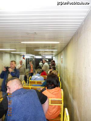 [P05] Slovenia - Pestera Postojna, imbarcarea in trenulet.  » foto by Diaura*
 - 
<span class="allrVoted glyphicon glyphicon-heart hidden" id="av394953"></span>
<a class="m-l-10 hidden" id="sv394953" onclick="voting_Foto_DelVot(,394953,1382)" role="button">șterge vot <span class="glyphicon glyphicon-remove"></span></a>
<a id="v9394953" class=" c-red"  onclick="voting_Foto_SetVot(394953)" role="button"><span class="glyphicon glyphicon-heart-empty"></span> <b>LIKE</b> = Votează poza</a> <img class="hidden"  id="f394953W9" src="/imagini/loader.gif" border="0" /><span class="AjErrMes hidden" id="e394953ErM"></span>