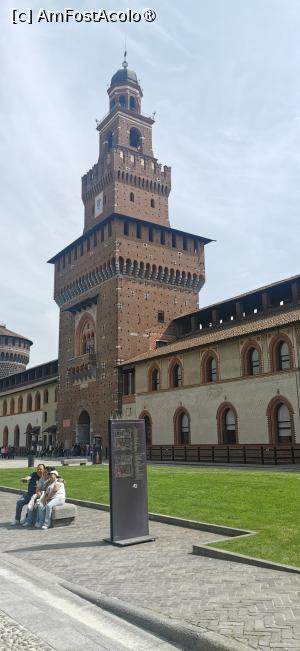 [P26] Castel Sforzesco » foto by ⭐ValentinB_88⭐
 - 
<span class="allrVoted glyphicon glyphicon-heart hidden" id="av1425954"></span>
<a class="m-l-10 hidden" id="sv1425954" onclick="voting_Foto_DelVot(,1425954,1493)" role="button">șterge vot <span class="glyphicon glyphicon-remove"></span></a>
<a id="v91425954" class=" c-red"  onclick="voting_Foto_SetVot(1425954)" role="button"><span class="glyphicon glyphicon-heart-empty"></span> <b>LIKE</b> = Votează poza</a> <img class="hidden"  id="f1425954W9" src="/imagini/loader.gif" border="0" /><span class="AjErrMes hidden" id="e1425954ErM"></span>