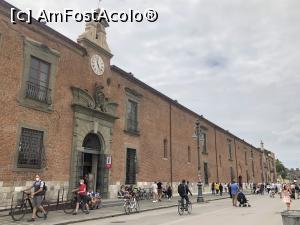 [P12] Pisa - centrul de informare turistica e in zona » foto by mishu
 - 
<span class="allrVoted glyphicon glyphicon-heart hidden" id="av1292224"></span>
<a class="m-l-10 hidden" id="sv1292224" onclick="voting_Foto_DelVot(,1292224,1574)" role="button">șterge vot <span class="glyphicon glyphicon-remove"></span></a>
<a id="v91292224" class=" c-red"  onclick="voting_Foto_SetVot(1292224)" role="button"><span class="glyphicon glyphicon-heart-empty"></span> <b>LIKE</b> = Votează poza</a> <img class="hidden"  id="f1292224W9" src="/imagini/loader.gif" border="0" /><span class="AjErrMes hidden" id="e1292224ErM"></span>