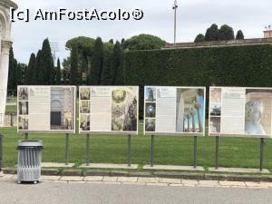 [P23] Pisa - fiecare panou spunea cate o poveste » foto by mishu
 - 
<span class="allrVoted glyphicon glyphicon-heart hidden" id="av1292235"></span>
<a class="m-l-10 hidden" id="sv1292235" onclick="voting_Foto_DelVot(,1292235,1574)" role="button">șterge vot <span class="glyphicon glyphicon-remove"></span></a>
<a id="v91292235" class=" c-red"  onclick="voting_Foto_SetVot(1292235)" role="button"><span class="glyphicon glyphicon-heart-empty"></span> <b>LIKE</b> = Votează poza</a> <img class="hidden"  id="f1292235W9" src="/imagini/loader.gif" border="0" /><span class="AjErrMes hidden" id="e1292235ErM"></span>