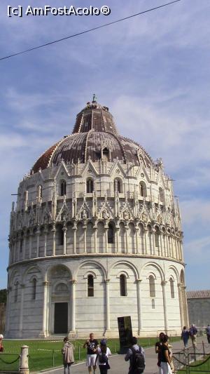 [P02] Baptisteriul San Giovanni in toata splendoarea sa.  » foto by ovidiuyepi
 - 
<span class="allrVoted glyphicon glyphicon-heart hidden" id="av1153073"></span>
<a class="m-l-10 hidden" id="sv1153073" onclick="voting_Foto_DelVot(,1153073,1574)" role="button">șterge vot <span class="glyphicon glyphicon-remove"></span></a>
<a id="v91153073" class=" c-red"  onclick="voting_Foto_SetVot(1153073)" role="button"><span class="glyphicon glyphicon-heart-empty"></span> <b>LIKE</b> = Votează poza</a> <img class="hidden"  id="f1153073W9" src="/imagini/loader.gif" border="0" /><span class="AjErrMes hidden" id="e1153073ErM"></span>