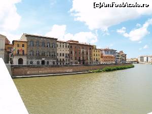 [P17] Lungarno » foto by Mika
 - 
<span class="allrVoted glyphicon glyphicon-heart hidden" id="av621455"></span>
<a class="m-l-10 hidden" id="sv621455" onclick="voting_Foto_DelVot(,621455,1574)" role="button">șterge vot <span class="glyphicon glyphicon-remove"></span></a>
<a id="v9621455" class=" c-red"  onclick="voting_Foto_SetVot(621455)" role="button"><span class="glyphicon glyphicon-heart-empty"></span> <b>LIKE</b> = Votează poza</a> <img class="hidden"  id="f621455W9" src="/imagini/loader.gif" border="0" /><span class="AjErrMes hidden" id="e621455ErM"></span>