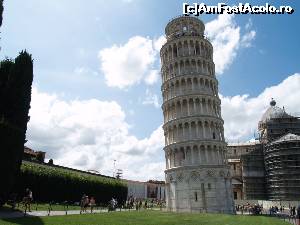 [P20] Celebrul turn inlcinat » foto by Mika
 - 
<span class="allrVoted glyphicon glyphicon-heart hidden" id="av621461"></span>
<a class="m-l-10 hidden" id="sv621461" onclick="voting_Foto_DelVot(,621461,1574)" role="button">șterge vot <span class="glyphicon glyphicon-remove"></span></a>
<a id="v9621461" class=" c-red"  onclick="voting_Foto_SetVot(621461)" role="button"><span class="glyphicon glyphicon-heart-empty"></span> <b>LIKE</b> = Votează poza</a> <img class="hidden"  id="f621461W9" src="/imagini/loader.gif" border="0" /><span class="AjErrMes hidden" id="e621461ErM"></span>