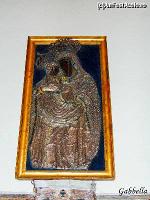 [P13] icoană a Maicii Domnului cu pruncul în braţe-legenda explicata in articol » foto by GabrielaG
 - 
<span class="allrVoted glyphicon glyphicon-heart hidden" id="av604604"></span>
<a class="m-l-10 hidden" id="sv604604" onclick="voting_Foto_DelVot(,604604,1579)" role="button">șterge vot <span class="glyphicon glyphicon-remove"></span></a>
<a id="v9604604" class=" c-red"  onclick="voting_Foto_SetVot(604604)" role="button"><span class="glyphicon glyphicon-heart-empty"></span> <b>LIKE</b> = Votează poza</a> <img class="hidden"  id="f604604W9" src="/imagini/loader.gif" border="0" /><span class="AjErrMes hidden" id="e604604ErM"></span>
