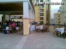 [P20] Marina Royal Palace - pe terasa restaurantului cu un pescăruș furăcios » foto by nicole33
 - 
<span class="allrVoted glyphicon glyphicon-heart hidden" id="av312904"></span>
<a class="m-l-10 hidden" id="sv312904" onclick="voting_Foto_DelVot(,312904,1618)" role="button">șterge vot <span class="glyphicon glyphicon-remove"></span></a>
<a id="v9312904" class=" c-red"  onclick="voting_Foto_SetVot(312904)" role="button"><span class="glyphicon glyphicon-heart-empty"></span> <b>LIKE</b> = Votează poza</a> <img class="hidden"  id="f312904W9" src="/imagini/loader.gif" border="0" /><span class="AjErrMes hidden" id="e312904ErM"></span>