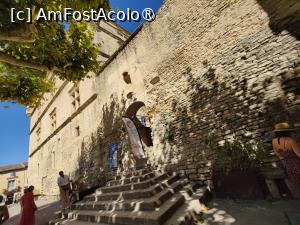 [P12] Castelul din Gordes » foto by crismis
 - 
<span class="allrVoted glyphicon glyphicon-heart hidden" id="av1523325"></span>
<a class="m-l-10 hidden" id="sv1523325" onclick="voting_Foto_DelVot(,1523325,1628)" role="button">șterge vot <span class="glyphicon glyphicon-remove"></span></a>
<a id="v91523325" class=" c-red"  onclick="voting_Foto_SetVot(1523325)" role="button"><span class="glyphicon glyphicon-heart-empty"></span> <b>LIKE</b> = Votează poza</a> <img class="hidden"  id="f1523325W9" src="/imagini/loader.gif" border="0" /><span class="AjErrMes hidden" id="e1523325ErM"></span>