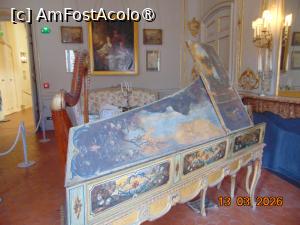 [P18] Centrul de arta Caumont, camera de muzica » foto by Yolanda
 - 
<span class="allrVoted glyphicon glyphicon-heart hidden" id="av1526419"></span>
<a class="m-l-10 hidden" id="sv1526419" onclick="voting_Foto_DelVot(,1526419,1628)" role="button">șterge vot <span class="glyphicon glyphicon-remove"></span></a>
<a id="v91526419" class=" c-red"  onclick="voting_Foto_SetVot(1526419)" role="button"><span class="glyphicon glyphicon-heart-empty"></span> <b>LIKE</b> = Votează poza</a> <img class="hidden"  id="f1526419W9" src="/imagini/loader.gif" border="0" /><span class="AjErrMes hidden" id="e1526419ErM"></span>