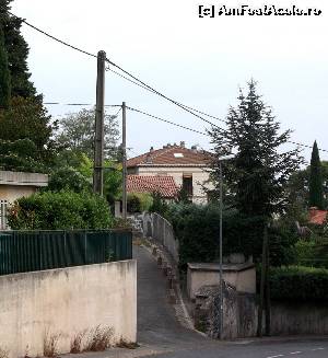 [P12] Aix en Provence, case si curti pe dealul Lauves » foto by Dan-Ioan
 - 
<span class="allrVoted glyphicon glyphicon-heart hidden" id="av560776"></span>
<a class="m-l-10 hidden" id="sv560776" onclick="voting_Foto_DelVot(,560776,1628)" role="button">șterge vot <span class="glyphicon glyphicon-remove"></span></a>
<a id="v9560776" class=" c-red"  onclick="voting_Foto_SetVot(560776)" role="button"><span class="glyphicon glyphicon-heart-empty"></span> <b>LIKE</b> = Votează poza</a> <img class="hidden"  id="f560776W9" src="/imagini/loader.gif" border="0" /><span class="AjErrMes hidden" id="e560776ErM"></span>