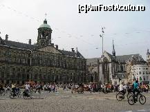 [P03] Primaria Orasului –Koninklijk Paleis si Nieuwe Kerk.  » foto by Ricone
 - 
<span class="allrVoted glyphicon glyphicon-heart hidden" id="av375014"></span>
<a class="m-l-10 hidden" id="sv375014" onclick="voting_Foto_DelVot(,375014,1639)" role="button">șterge vot <span class="glyphicon glyphicon-remove"></span></a>
<a id="v9375014" class=" c-red"  onclick="voting_Foto_SetVot(375014)" role="button"><span class="glyphicon glyphicon-heart-empty"></span> <b>LIKE</b> = Votează poza</a> <img class="hidden"  id="f375014W9" src="/imagini/loader.gif" border="0" /><span class="AjErrMes hidden" id="e375014ErM"></span>