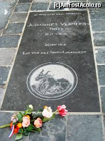 [P12] Mormantul pictorului Johannes Vermeer din Oude Kerk-Delft » foto by Ricone
 - 
<span class="allrVoted glyphicon glyphicon-heart hidden" id="av376510"></span>
<a class="m-l-10 hidden" id="sv376510" onclick="voting_Foto_DelVot(,376510,1639)" role="button">șterge vot <span class="glyphicon glyphicon-remove"></span></a>
<a id="v9376510" class=" c-red"  onclick="voting_Foto_SetVot(376510)" role="button"><span class="glyphicon glyphicon-heart-empty"></span> <b>LIKE</b> = Votează poza</a> <img class="hidden"  id="f376510W9" src="/imagini/loader.gif" border="0" /><span class="AjErrMes hidden" id="e376510ErM"></span>
