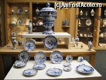 [P15] Royal Delft-expozitie cu vanzare.  » foto by Ricone
 - 
<span class="allrVoted glyphicon glyphicon-heart hidden" id="av376513"></span>
<a class="m-l-10 hidden" id="sv376513" onclick="voting_Foto_DelVot(,376513,1639)" role="button">șterge vot <span class="glyphicon glyphicon-remove"></span></a>
<a id="v9376513" class=" c-red"  onclick="voting_Foto_SetVot(376513)" role="button"><span class="glyphicon glyphicon-heart-empty"></span> <b>LIKE</b> = Votează poza</a> <img class="hidden"  id="f376513W9" src="/imagini/loader.gif" border="0" /><span class="AjErrMes hidden" id="e376513ErM"></span>