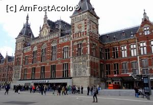 [P13] Minunata clădire a gării centrale din Amsterdam » foto by BOGDAN DSN
 - 
<span class="allrVoted glyphicon glyphicon-heart hidden" id="av924052"></span>
<a class="m-l-10 hidden" id="sv924052" onclick="voting_Foto_DelVot(,924052,1639)" role="button">șterge vot <span class="glyphicon glyphicon-remove"></span></a>
<a id="v9924052" class=" c-red"  onclick="voting_Foto_SetVot(924052)" role="button"><span class="glyphicon glyphicon-heart-empty"></span> <b>LIKE</b> = Votează poza</a> <img class="hidden"  id="f924052W9" src="/imagini/loader.gif" border="0" /><span class="AjErrMes hidden" id="e924052ErM"></span>