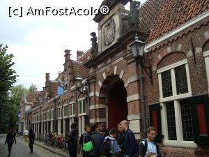 [P06] La pas pe una din străduțele epocii de aur, acasă la Frans Hals, fiul orașului.  » foto by mireille
 - 
<span class="allrVoted glyphicon glyphicon-heart hidden" id="av1062991"></span>
<a class="m-l-10 hidden" id="sv1062991" onclick="voting_Foto_DelVot(,1062991,1639)" role="button">șterge vot <span class="glyphicon glyphicon-remove"></span></a>
<a id="v91062991" class=" c-red"  onclick="voting_Foto_SetVot(1062991)" role="button"><span class="glyphicon glyphicon-heart-empty"></span> <b>LIKE</b> = Votează poza</a> <img class="hidden"  id="f1062991W9" src="/imagini/loader.gif" border="0" /><span class="AjErrMes hidden" id="e1062991ErM"></span>