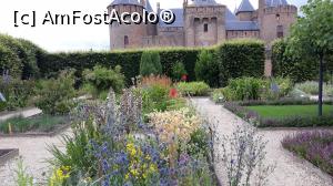 [P01] Castelul Muiderslot, surâsul Evului Mediu, la 15 km de Amsterdam-detaliu.  » foto by mireille
 - 
<span class="allrVoted glyphicon glyphicon-heart hidden" id="av1143559"></span>
<a class="m-l-10 hidden" id="sv1143559" onclick="voting_Foto_DelVot(,1143559,1639)" role="button">șterge vot <span class="glyphicon glyphicon-remove"></span></a>
<a id="v91143559" class=" c-red"  onclick="voting_Foto_SetVot(1143559)" role="button"><span class="glyphicon glyphicon-heart-empty"></span> <b>LIKE</b> = Votează poza</a> <img class="hidden"  id="f1143559W9" src="/imagini/loader.gif" border="0" /><span class="AjErrMes hidden" id="e1143559ErM"></span>