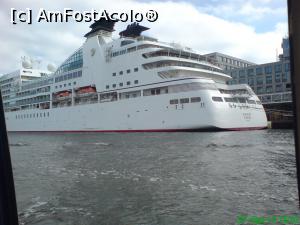 [P17] Vas modest de croazieră acostat în port.  » foto by ioan marinescu
 - 
<span class="allrVoted glyphicon glyphicon-heart hidden" id="av838876"></span>
<a class="m-l-10 hidden" id="sv838876" onclick="voting_Foto_DelVot(,838876,1639)" role="button">șterge vot <span class="glyphicon glyphicon-remove"></span></a>
<a id="v9838876" class=" c-red"  onclick="voting_Foto_SetVot(838876)" role="button"><span class="glyphicon glyphicon-heart-empty"></span> <b>LIKE</b> = Votează poza</a> <img class="hidden"  id="f838876W9" src="/imagini/loader.gif" border="0" /><span class="AjErrMes hidden" id="e838876ErM"></span>