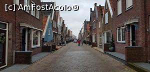 [P08] Volendam » foto by scotty
 - 
<span class="allrVoted glyphicon glyphicon-heart hidden" id="av1045421"></span>
<a class="m-l-10 hidden" id="sv1045421" onclick="voting_Foto_DelVot(,1045421,1639)" role="button">șterge vot <span class="glyphicon glyphicon-remove"></span></a>
<a id="v91045421" class=" c-red"  onclick="voting_Foto_SetVot(1045421)" role="button"><span class="glyphicon glyphicon-heart-empty"></span> <b>LIKE</b> = Votează poza</a> <img class="hidden"  id="f1045421W9" src="/imagini/loader.gif" border="0" /><span class="AjErrMes hidden" id="e1045421ErM"></span>