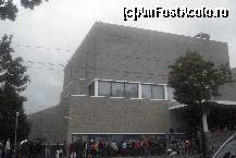 [P19] Cladirea muzeului Van Gogh din Amsterdam, unde din pacate nu am avut timp sa intram » foto by ileanaxperta*
 - 
<span class="allrVoted glyphicon glyphicon-heart hidden" id="av173955"></span>
<a class="m-l-10 hidden" id="sv173955" onclick="voting_Foto_DelVot(,173955,1639)" role="button">șterge vot <span class="glyphicon glyphicon-remove"></span></a>
<a id="v9173955" class=" c-red"  onclick="voting_Foto_SetVot(173955)" role="button"><span class="glyphicon glyphicon-heart-empty"></span> <b>LIKE</b> = Votează poza</a> <img class="hidden"  id="f173955W9" src="/imagini/loader.gif" border="0" /><span class="AjErrMes hidden" id="e173955ErM"></span>