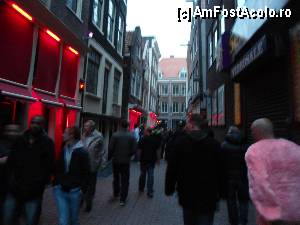 [P20] cartierul rosu amsterdam » foto by Alb
 - 
<span class="allrVoted glyphicon glyphicon-heart hidden" id="av382652"></span>
<a class="m-l-10 hidden" id="sv382652" onclick="voting_Foto_DelVot(,382652,1639)" role="button">șterge vot <span class="glyphicon glyphicon-remove"></span></a>
<a id="v9382652" class=" c-red"  onclick="voting_Foto_SetVot(382652)" role="button"><span class="glyphicon glyphicon-heart-empty"></span> <b>LIKE</b> = Votează poza</a> <img class="hidden"  id="f382652W9" src="/imagini/loader.gif" border="0" /><span class="AjErrMes hidden" id="e382652ErM"></span>