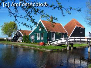 [P10] Magazinul doamnei Catharina Hoeve » foto by Radu Tudoran
 - 
<span class="allrVoted glyphicon glyphicon-heart hidden" id="av744866"></span>
<a class="m-l-10 hidden" id="sv744866" onclick="voting_Foto_DelVot(,744866,1639)" role="button">șterge vot <span class="glyphicon glyphicon-remove"></span></a>
<a id="v9744866" class=" c-red"  onclick="voting_Foto_SetVot(744866)" role="button"><span class="glyphicon glyphicon-heart-empty"></span> <b>LIKE</b> = Votează poza</a> <img class="hidden"  id="f744866W9" src="/imagini/loader.gif" border="0" /><span class="AjErrMes hidden" id="e744866ErM"></span>