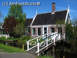 [P18] Zaanse Schans » foto by Radu Tudoran
 - 
<span class="allrVoted glyphicon glyphicon-heart hidden" id="av744876"></span>
<a class="m-l-10 hidden" id="sv744876" onclick="voting_Foto_DelVot(,744876,1639)" role="button">șterge vot <span class="glyphicon glyphicon-remove"></span></a>
<a id="v9744876" class=" c-red"  onclick="voting_Foto_SetVot(744876)" role="button"><span class="glyphicon glyphicon-heart-empty"></span> <b>LIKE</b> = Votează poza</a> <img class="hidden"  id="f744876W9" src="/imagini/loader.gif" border="0" /><span class="AjErrMes hidden" id="e744876ErM"></span>