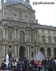 [P75] muzeul Luvru » foto by guesswhoo*
 - 
<span class="allrVoted glyphicon glyphicon-heart hidden" id="av248599"></span>
<a class="m-l-10 hidden" id="sv248599" onclick="voting_Foto_DelVot(,248599,1684)" role="button">șterge vot <span class="glyphicon glyphicon-remove"></span></a>
<a id="v9248599" class=" c-red"  onclick="voting_Foto_SetVot(248599)" role="button"><span class="glyphicon glyphicon-heart-empty"></span> <b>LIKE</b> = Votează poza</a> <img class="hidden"  id="f248599W9" src="/imagini/loader.gif" border="0" /><span class="AjErrMes hidden" id="e248599ErM"></span>