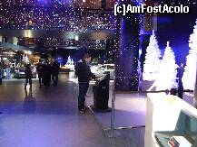 [P10] showroom renault-champs elysees » foto by station5*
 - 
<span class="allrVoted glyphicon glyphicon-heart hidden" id="av211550"></span>
<a class="m-l-10 hidden" id="sv211550" onclick="voting_Foto_DelVot(,211550,1684)" role="button">șterge vot <span class="glyphicon glyphicon-remove"></span></a>
<a id="v9211550" class=" c-red"  onclick="voting_Foto_SetVot(211550)" role="button"><span class="glyphicon glyphicon-heart-empty"></span> <b>LIKE</b> = Votează poza</a> <img class="hidden"  id="f211550W9" src="/imagini/loader.gif" border="0" /><span class="AjErrMes hidden" id="e211550ErM"></span>