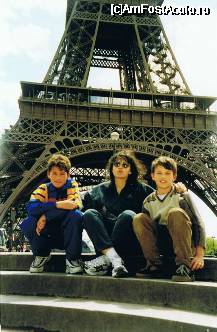 [P18] La picioarele turnului Eiffel. » foto by must-see*
 - 
<span class="allrVoted glyphicon glyphicon-heart hidden" id="av55473"></span>
<a class="m-l-10 hidden" id="sv55473" onclick="voting_Foto_DelVot(,55473,1684)" role="button">șterge vot <span class="glyphicon glyphicon-remove"></span></a>
<a id="v955473" class=" c-red"  onclick="voting_Foto_SetVot(55473)" role="button"><span class="glyphicon glyphicon-heart-empty"></span> <b>LIKE</b> = Votează poza</a> <img class="hidden"  id="f55473W9" src="/imagini/loader.gif" border="0" /><span class="AjErrMes hidden" id="e55473ErM"></span>