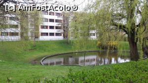 [P11] Un mic lac populat cu rate intr-un ansamblu rezidential » foto by sebigeanina
 - 
<span class="allrVoted glyphicon glyphicon-heart hidden" id="av957983"></span>
<a class="m-l-10 hidden" id="sv957983" onclick="voting_Foto_DelVot(,957983,1684)" role="button">șterge vot <span class="glyphicon glyphicon-remove"></span></a>
<a id="v9957983" class=" c-red"  onclick="voting_Foto_SetVot(957983)" role="button"><span class="glyphicon glyphicon-heart-empty"></span> <b>LIKE</b> = Votează poza</a> <img class="hidden"  id="f957983W9" src="/imagini/loader.gif" border="0" /><span class="AjErrMes hidden" id="e957983ErM"></span>